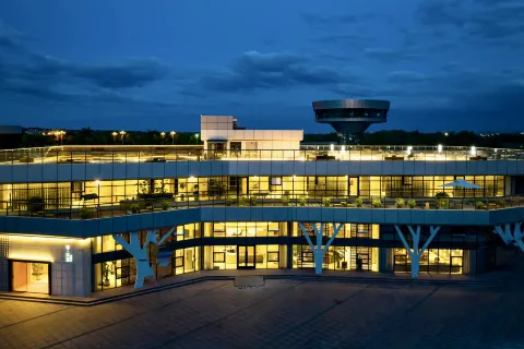 부얼진 부 구리 BGULI 디자인 홀리데이 홈 (이르티시 강 지점)