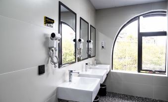 Snails Hostel