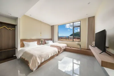 Lugu Lake Ruifeng Mountain Lodge 샤오뤄 수로 마을 주변 호텔