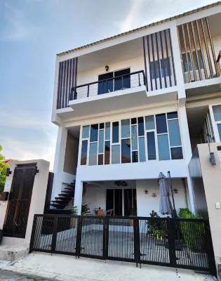 Boxsoon Nimman 1 # 5Beds 4Baths