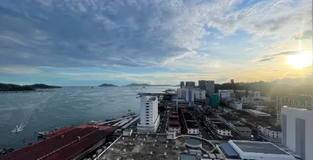 The Shore Premier Suites Kota Kinabalu Отели в г. Остров Гайя