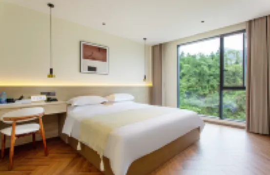Enshi Jiujiu Homestay (Grand Canyon Tourist Center Store) - プール