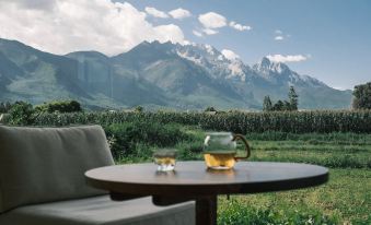Mishan Guiyun Snow Mountain Panoramic View Pu'er Tea Fragrance Holiday Home