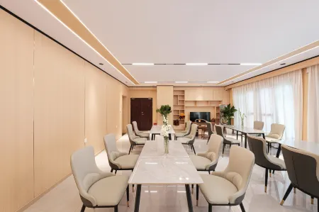 Jinyuan Smart Homestay Hotel