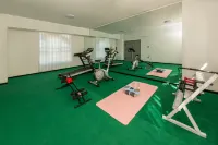 Rezen Hotel Burqin - Gym