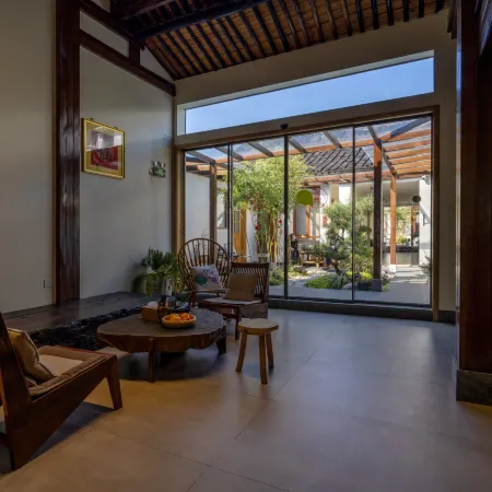JINGLU HOMESTAY