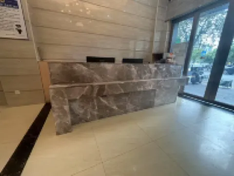 Yabo Hotel (Zhanjiang Central People's Hospital High-speed Railway West Station Branch)