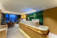 Shuangziyue Hotel (Guiyang Huaguoyuan Shopping Center Songhua Road Subway Station) - 2-Star