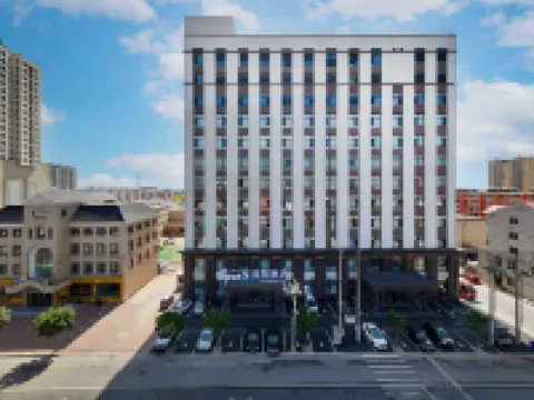 Super8 International Hotel (Goubangzi Station Central Road Branch, Beizhen, Jinzhou) Hotels in Beizhen