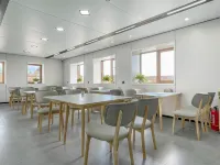 Genhe Right Bank Hotel