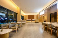 川泊酒店（肇慶七星巖東門廣場店）