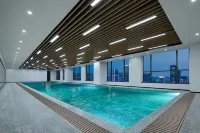 鉑玥雲境酒店(溫州甌海萬象城店) - 泳池