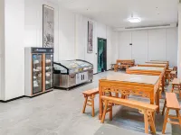 Yongrong Homestay (Hongshou Cableway Store), Sanqingshan
