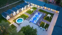 Qingyin · Jiumu Yun She Scenic Vacation Boutique Stay