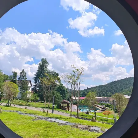 Taoyuan Mountain Lodge