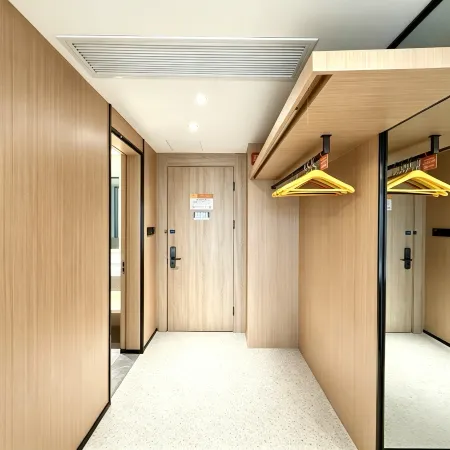 Maple, Longyan, Wanda Plaza