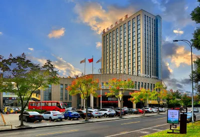 Oriental Hotel Hotels near Orient Shopping Centre Ltd. (Donggang Branch)