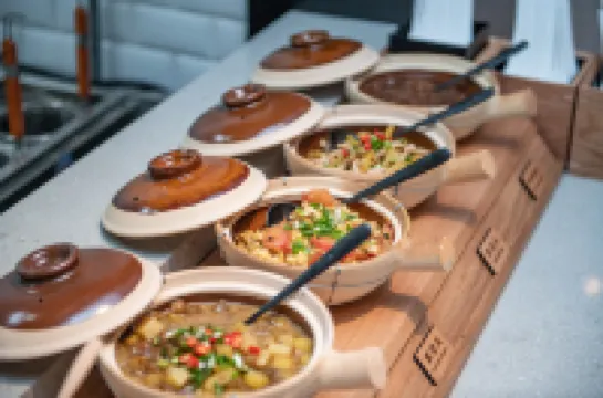 HanTing Hotel (Beijing Sanyuanqiao Yansha Embassy Area)