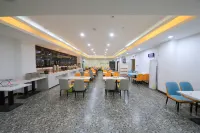 Greentree Inn(Wuzhou Liangguang Market Municipal Government)