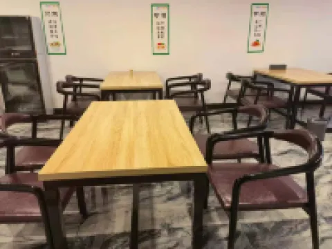 Wugang Four Seasons Jiangnan Hotel Hotels in Wugang