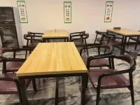 Wugang Four Seasons Jiangnan Hotel Hotels in Wugangshi