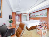 维也纳国际酒店(武汉长江大桥黄鹤楼店) - 高级温馨大床房