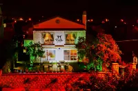 Rebetiko Hotel Hotels near Clup baba