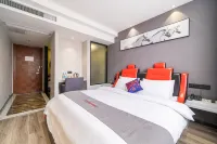 Junyi Hotel (Wenzhou Railway Station Wutian Old Street) - Balkoner