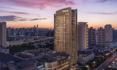 Conrad Urumqi