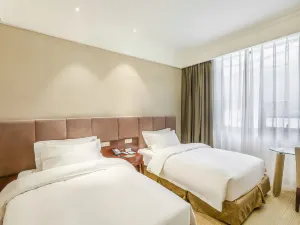 Pingdingshan Runzeyuan Shenma Hotel