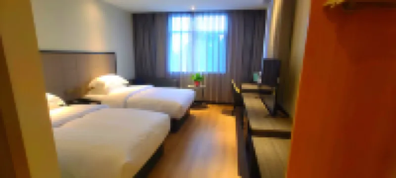 山能精選酒店（泰興店） 新泰酒店