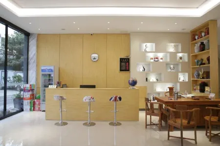 Du'an Dongmiao Zhongyi Boutique Inn