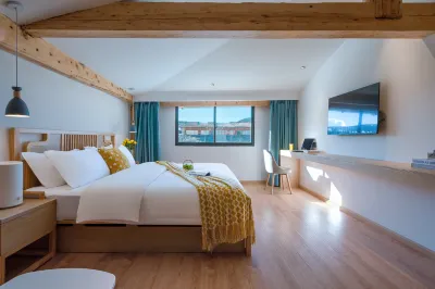 Shangri la Jianyi light luxury intelligent B & B 샹그릴라 공항 주변 호텔