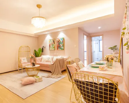 Yunqi·Haisu (Dalian Donggang Venice Water City Store) Hotels in Dalian