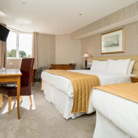 The Clarendon Hotel Отели рядом с достопримечательностью «Дептфорд»