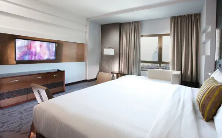 Metropolitan Hotel Dubai