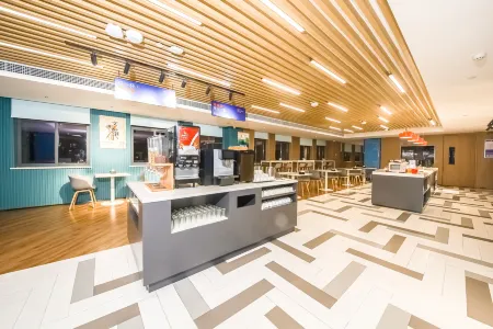 Holiday Inn Express Changsha South Railway Station Отели рядом со станцией Changsha South Railway Station