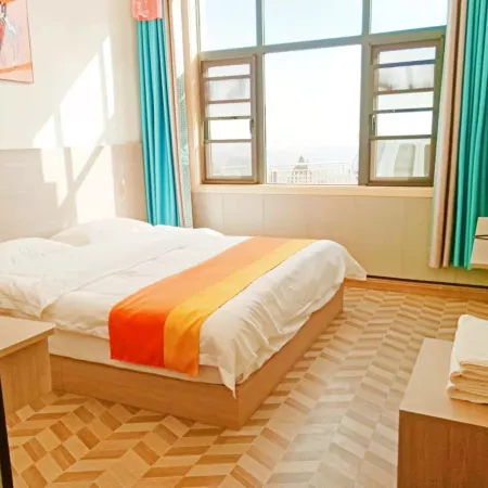 Fuxi Mountain Loulan Xiaozhu Homestay (Fuxi Mountain Scenic Area)