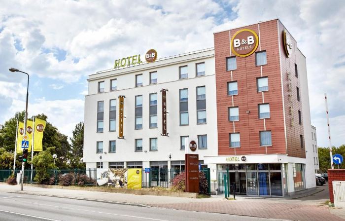 B&B HOTEL Warszawa-Okęcie