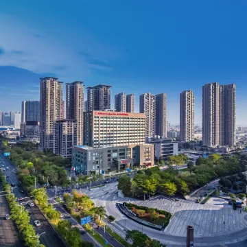 Hilton Garden Inn Foshan Hotels near Thousand Lantern Lake Park