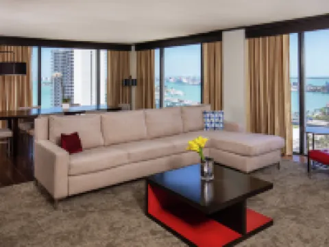 ฮิลตัน ดาวน์ทาวน์ไมอามี โรงแรมในไมอามี