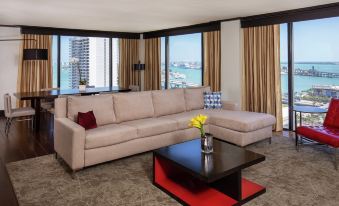 Hilton Miami Downtown
