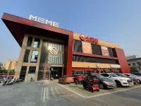 Four Seasons Hotel (Baise Dream Island Shopping Plaza) - Romantic