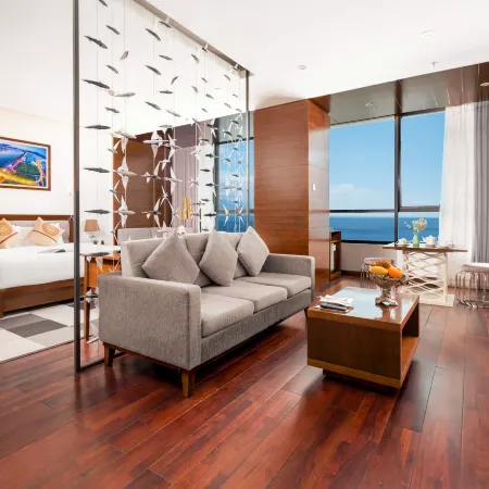 Grand Tourane Hotel Da Nang