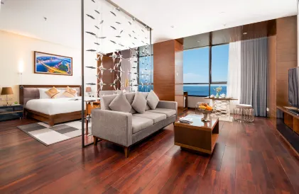 Khách sạn Grand Tourane
