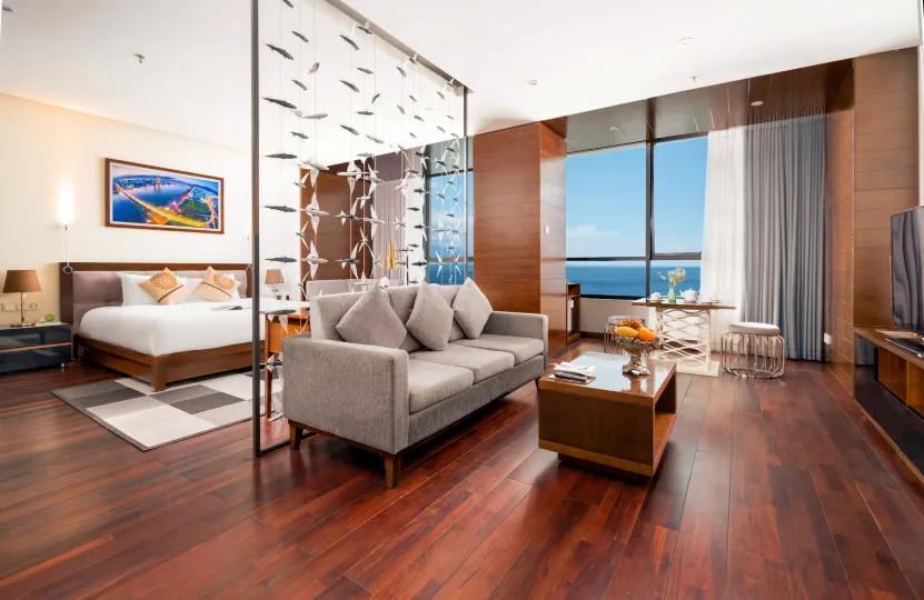 Khách sạn Grand Tourane
