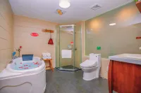 Wenjun Courtyard Hotel (near metro station, English-speaking service, travel agency) - balcone