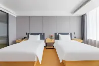 Starway Hotel (Kuytun Tianbei Xinqu Tianxi Road)