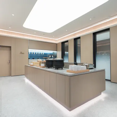 JI Hotel (Zhengzhou East Station East Square Longzihu University Hotel) Отели рядом с достопримечательностью «Школа Чуньхуа, Новый район, Цуэндун»