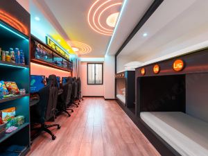 Yancheng US E-sports Hotel